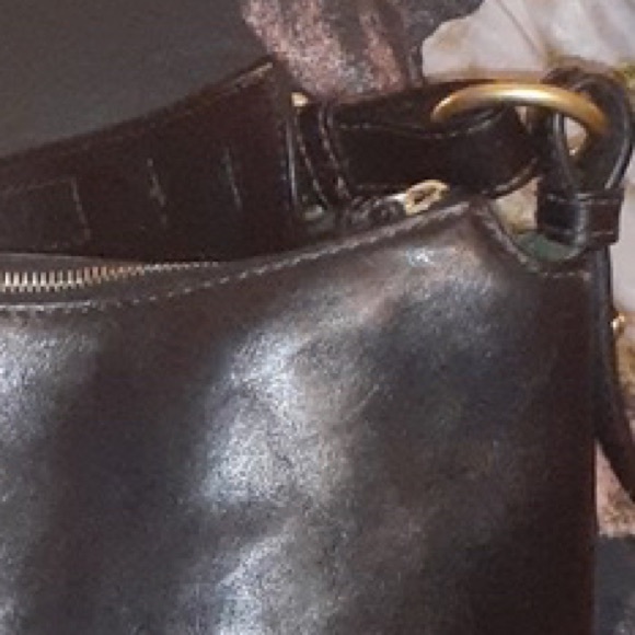 Dooney & Bourke Kingston shoulder bag - Picture 9 of 13